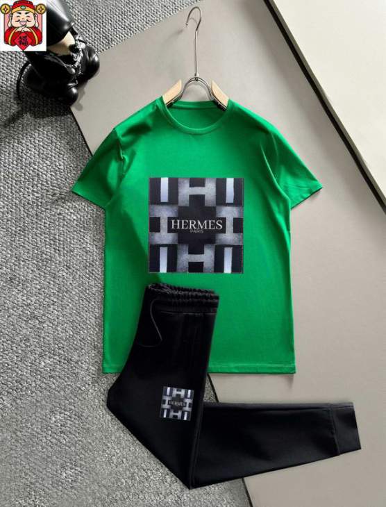 Picture of Hermes Shirt Pant Suits _SKUHermesM-5XLkdtr7322439